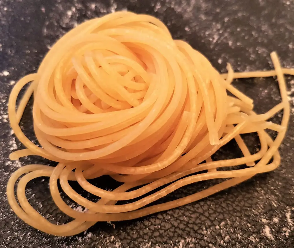 Spaghetti précuits 1 kg  (Frais)